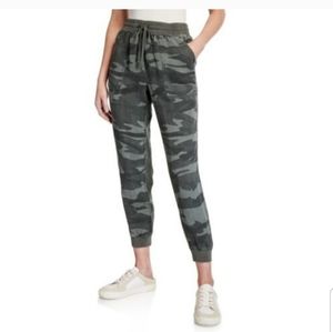 SPLENDID NEW green camouflage joggers L drawstring and elastic waist